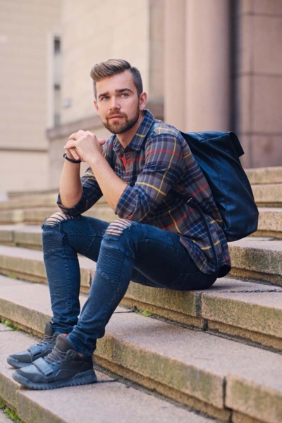 Men's Slim-Fit Dark Ripped Denim Jeans