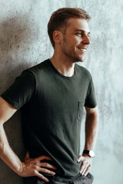Men’s Classic Slim-Fit Cotton Pocket T-Shirt